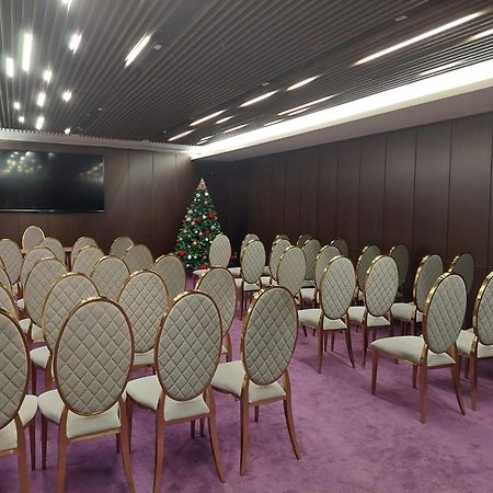 Hotel Cubix Braşov Eksteriør bilde