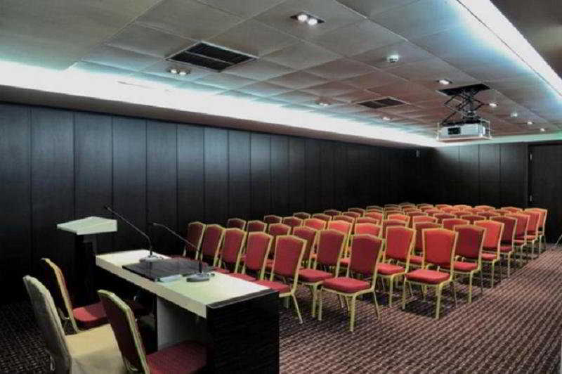 Hotel Cubix Braşov Eksteriør bilde