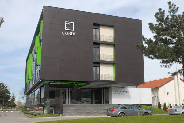 Hotel Cubix Braşov Eksteriør bilde