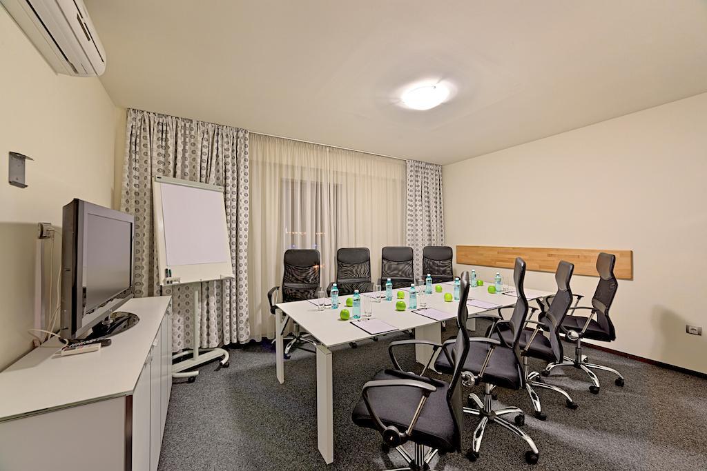 Hotel Cubix Braşov Eksteriør bilde