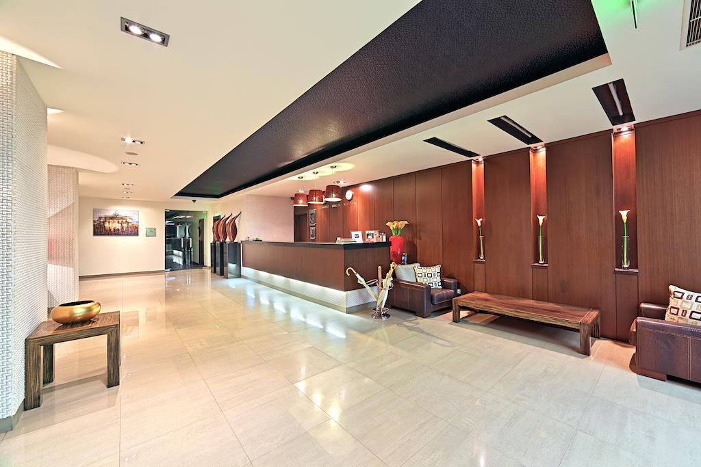Hotel Cubix Braşov Eksteriør bilde