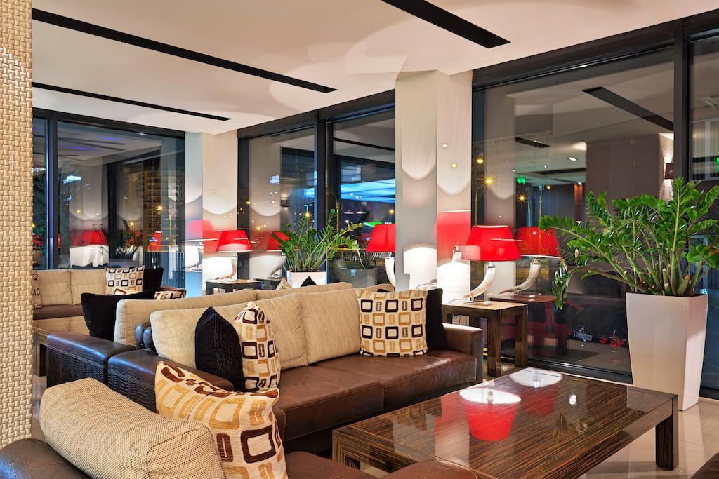 Hotel Cubix Braşov Eksteriør bilde